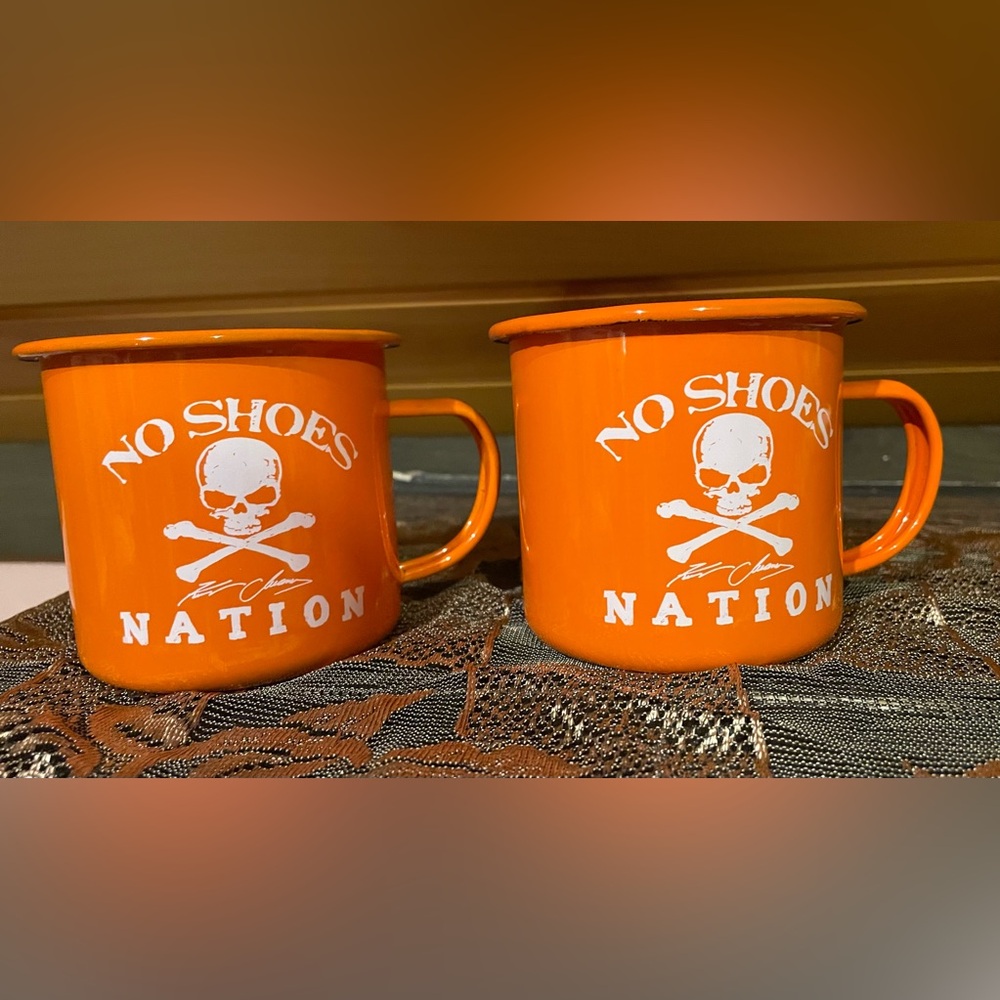 Orange No Shoes Nation Mugs approximately 8 ounces